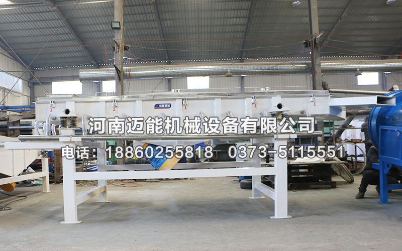 降溫直線振動(dòng)篩多少錢一臺？