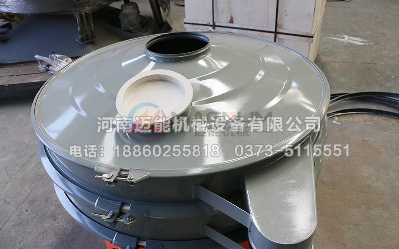 1200型碳鋼振動(dòng)篩